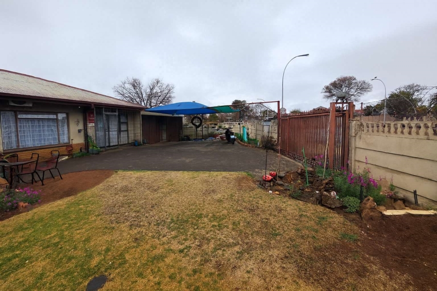 4 Bedroom Property for Sale in Fleurdal Free State